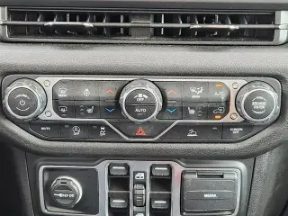Jeep Wrangler 2024 4x4 Deportivo 4 SUV