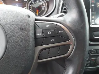 Jeep Cherokee 2019 4x4 Limited 4dr SUV