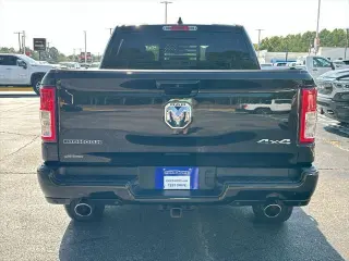 Ram 1500 2022 4x4 Lone Star 4dr Crew Cab 5.6 ft. SB Pickup