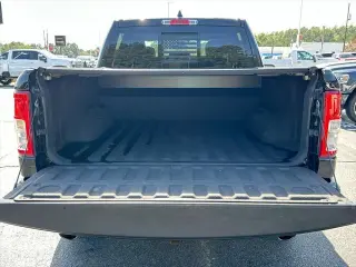 Ram 1500 2022 4x4 Lone Star 4dr Crew Cab 5.6 ft. SB Pickup