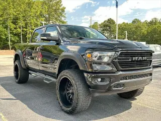 Ram 1500 2021 4x4 Big Horn 4dr Crew Cab 5.6 ft. SB Pickup