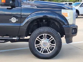Ford F-250 Super Duty 2015 4x4 King Ranch 4dr Crew Cab 6.8 ft. SB Pickup