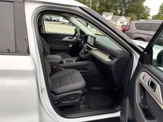 Ford Explorer 2025 AWD Active 4dr SUV