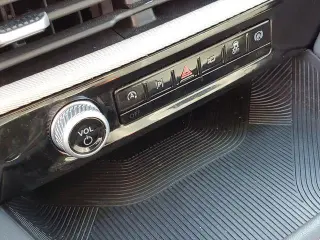 Ford Explorer 2025 AWD Active 4dr SUV