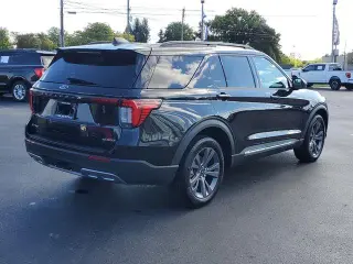 Ford Explorer 2025 AWD Active 4dr SUV