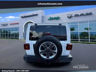 Jeep Wrangler Unlimited 2019 4x4 Sahara 4dr SUV