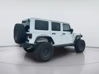 Jeep Wrangler Unlimited 2017 4x4 Sahara 4dr SUV