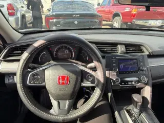Honda Civic 2016 LX 4dr Sedán CVT