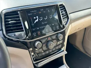 Jeep Grand Cherokee WK 2022 4x4 Laredo E 4dr SUV