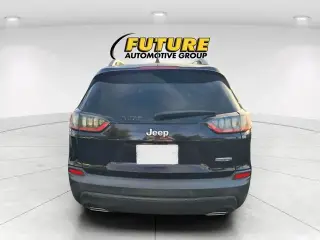 Jeep Cherokee 2021 Latitude Lux 4dr SUV