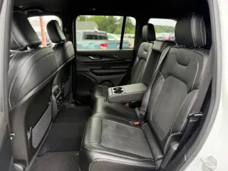 Jeep Grand Cherokee 2025 4x4 Laredo 4dr SUV