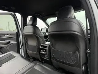 Jeep Grand Cherokee 2025 4x4 Laredo 4dr SUV