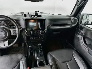 Jeep Wrangler JK Unlimited 2018 4x4 Sahara 4 puertas SUV