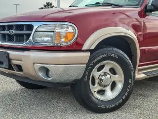 Ford Explorer 2000 4dr Eddie Bauer 4WD SUV