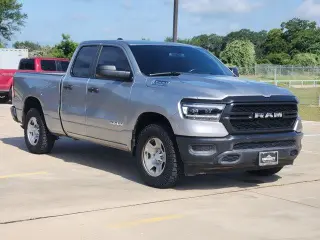 Ram 1500 2021 4x4 Tradesman 4dr Quad Cab 6.4 ft. SB Pickup