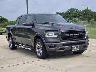 Ram 1500 2021 4x2 Laramie 4dr Crew Cab 5.6 ft. SB Pickup