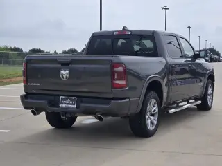 Ram 1500 2021 4x2 Laramie 4dr Crew Cab 5.6 ft. SB Pickup
