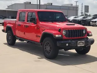 Jeep Gladiator 2025 4x4 Big Bear 4dr Crew Cab 5.0 ft. SB