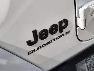 Jeep Gladiator 2023 4x4 Overland 4dr Crew Cab 5.0 ft. SB