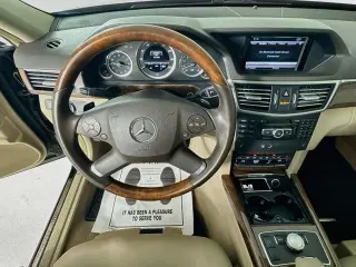 Clase E Mercedes-Benz 2013 AWD E 350 Luxury 4MATIC 4p Sedan