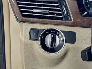 Clase E Mercedes-Benz 2013 AWD E 350 Luxury 4MATIC 4p Sedan