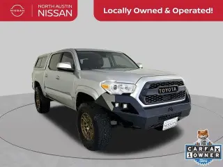 Toyota Tacoma 2022 4x2 SR5 4 puertas Doble Cabina 5.0 ft SB