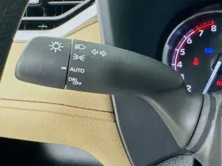 Toyota RAV4 2025 AWD XLE 4p SUV