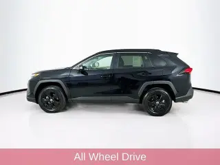 Toyota RAV4 2025 AWD XLE 4p SUV