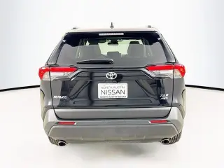 Toyota RAV4 2025 AWD XLE 4p SUV