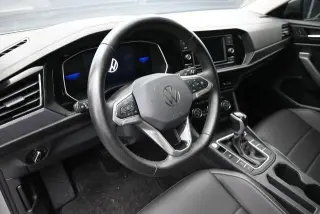 Volkswagen Jetta 2023 SE 4p Sedan