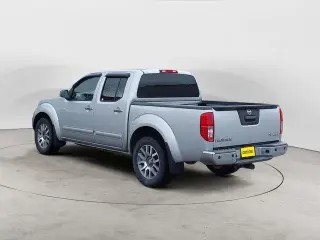 Nissan Frontier 2013 4x4 S 4dr Crew Cab 5 ft. SB Pickup 6M