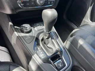 Jeep Cherokee 2019 4x4 Limited 4dr SUV