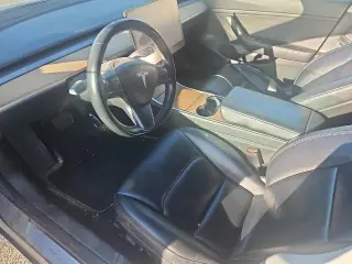 Tesla Model 3 2018 Long Range 4dr Fastback