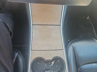 Tesla Model 3 2018 Long Range 4dr Fastback