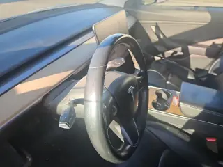 Tesla Model 3 2018 Long Range 4dr Fastback