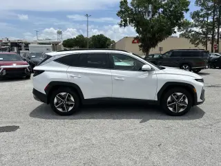 Hyundai TUCSON 2025 SEL Convenience 4dr SUV