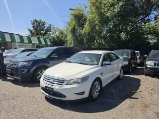 Ford Taurus 2010