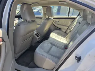 Ford Taurus 2010