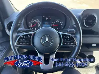 Mercedes-Benz Sprinter 2022 4x2 2500 3dr 170 in. WB Techo Alto Furgón de Carga (2.0L Gasolina I4)