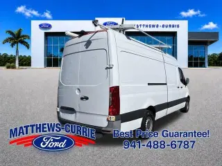 Mercedes-Benz Sprinter 2022 4x2 2500 3dr 170 in. WB Techo Alto Furgón de Carga (2.0L Gasolina I4)