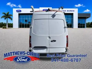 Mercedes-Benz Sprinter 2022 4x2 2500 3dr 170 in. WB Techo Alto Furgón de Carga (2.0L Gasolina I4)