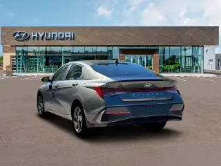 Hyundai ELANTRA 2026 SEL Sport Premium 4dr Sedán