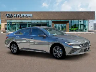 Hyundai ELANTRA 2026 SEL Sport Premium 4dr Sedán
