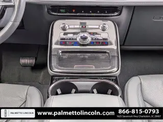Lincoln Nautilus 2023 Reserve 4dr SUV