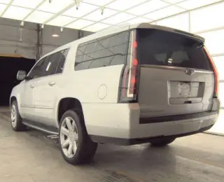 Cadillac Escalade ESV 2020