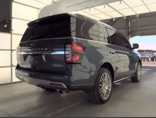 Ford Expedition 2022