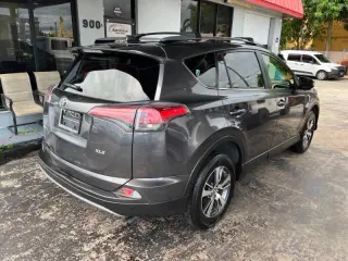 Toyota RAV4 2018