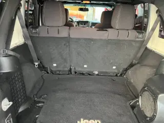 Jeep Wrangler Unlimited 2013