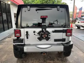 Jeep Wrangler Unlimited 2013