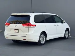 2011 Toyota Sienna
